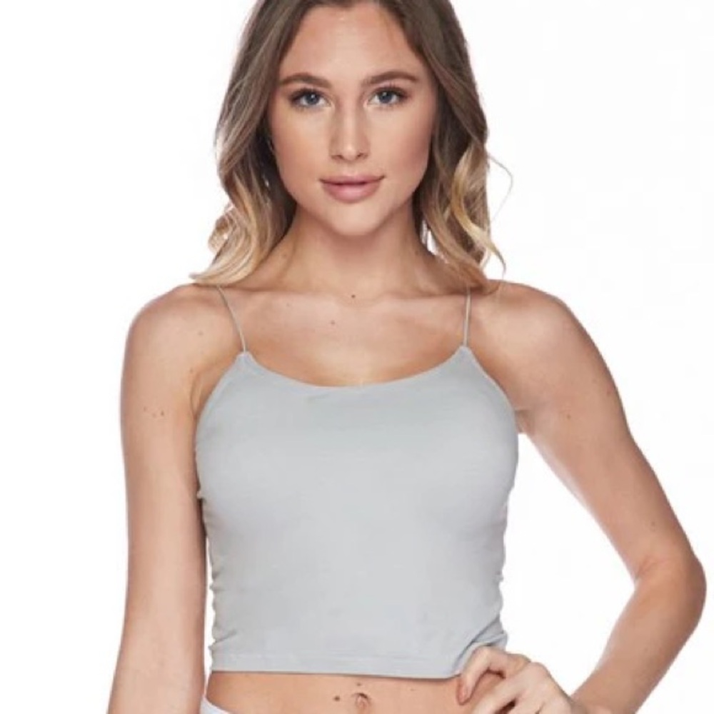 Skinny strap crop cami top in gray